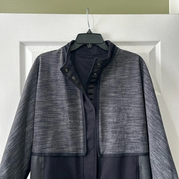 Lululemon Cocoon Car Coat - Picture 2 of 12